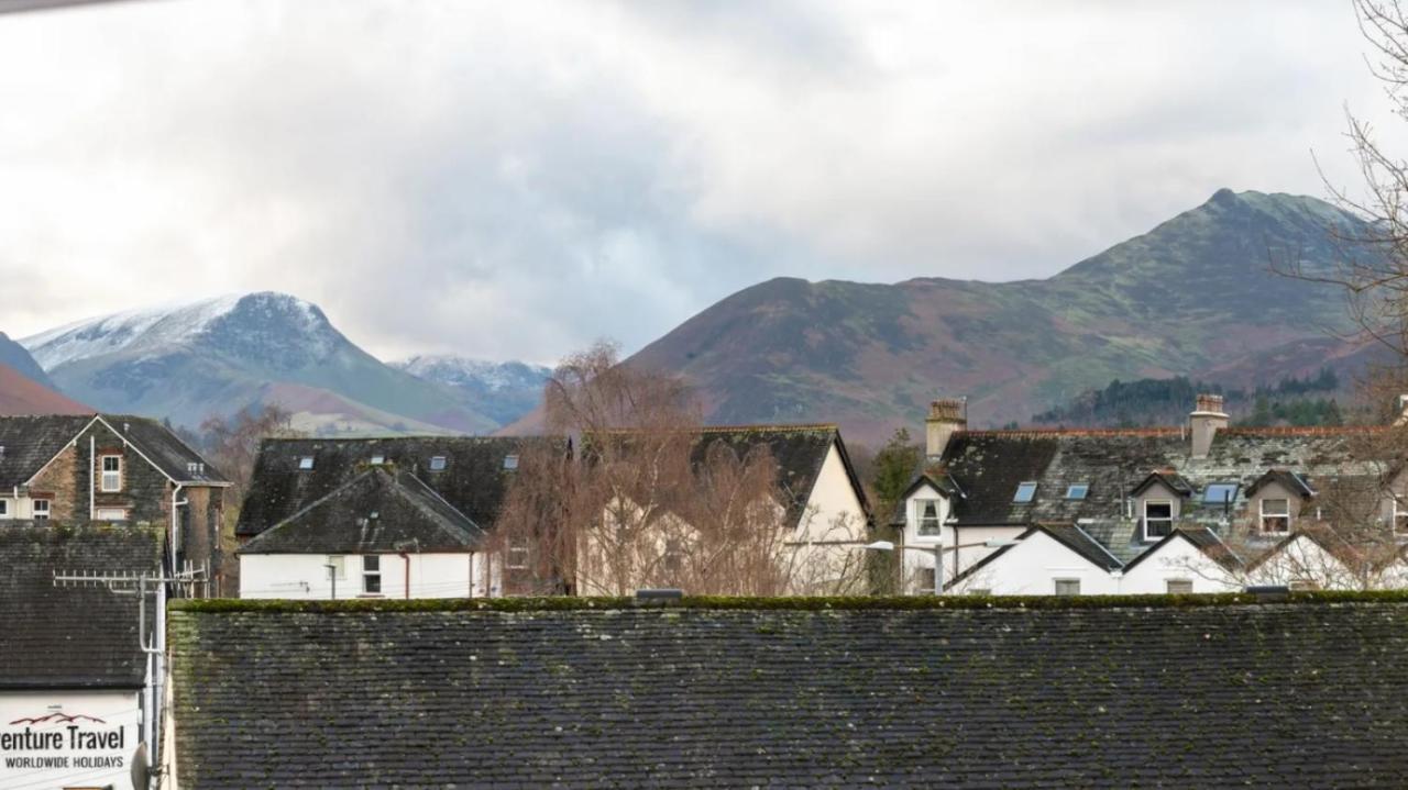 Keswick Lake Road Apartments エクステリア 写真